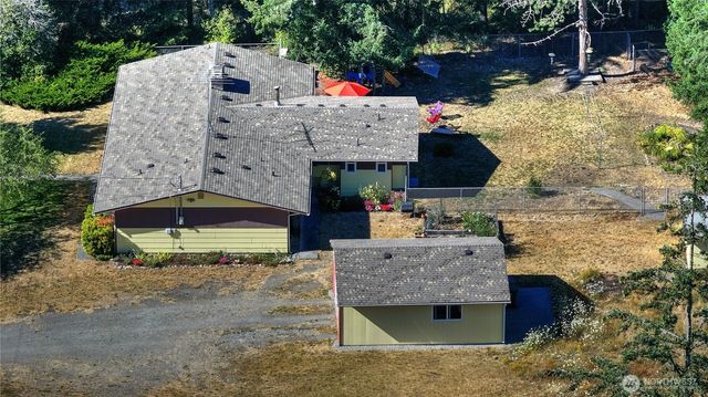 24201 42nd Avenue E, Spanaway, WA 98387