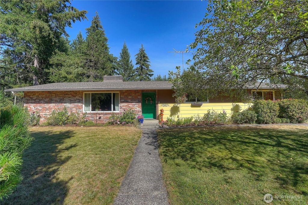 24201 42nd Avenue E, Spanaway, WA 98387