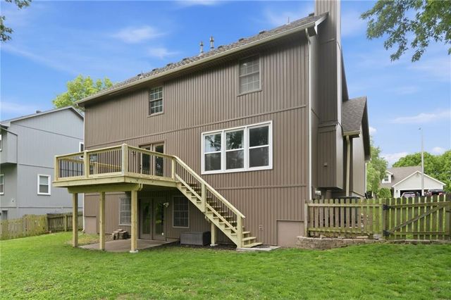 7511 N Palmer Avenue, Kansas City, MO 64158