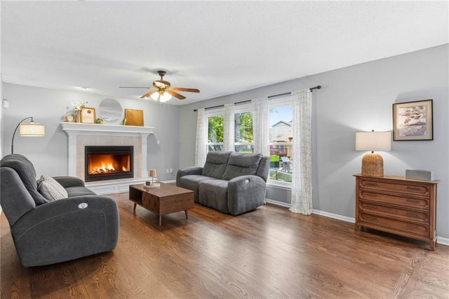 7511 N Palmer Avenue, Kansas City, MO 64158