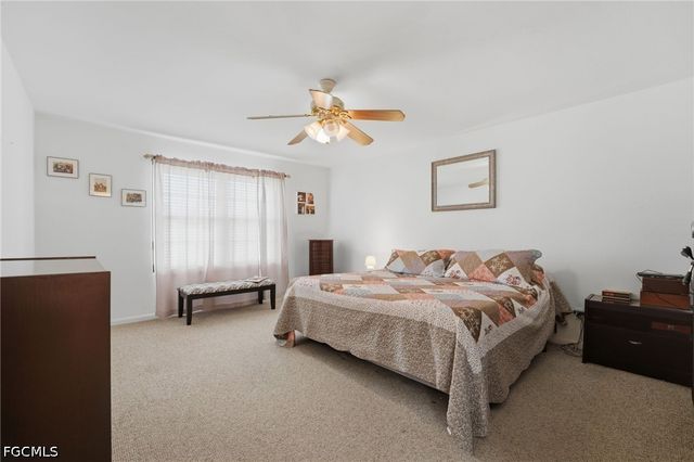 1212 SW 13th ST, Cape Coral, FL 33991