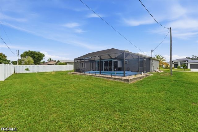 1212 SW 13th ST, Cape Coral, FL 33991