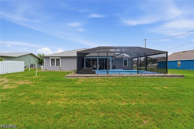 1212 SW 13th ST, Cape Coral, FL 33991
