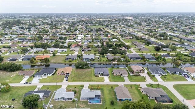 1212 SW 13th ST, Cape Coral, FL 33991