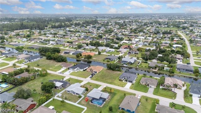 1212 SW 13th ST, Cape Coral, FL 33991