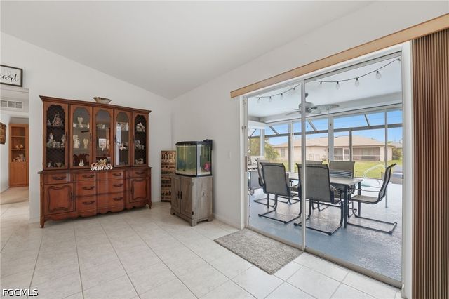 1212 SW 13th ST, Cape Coral, FL 33991