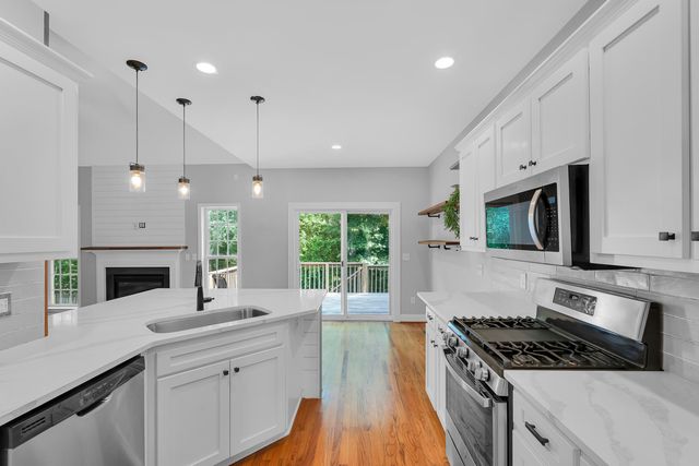143 Darmondale Drive, Moore, SC 29369