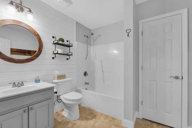 143 Darmondale Drive, Moore, SC 29369