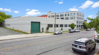 930 Broadway, Albany, NY 12207