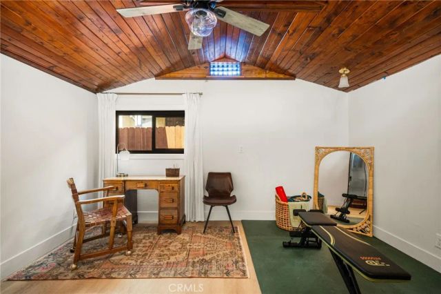 377 Ximeno Avenue, Long Beach, CA 90814