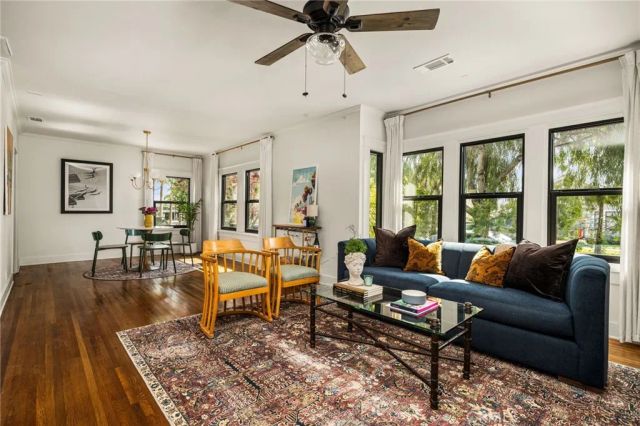 377 Ximeno Avenue, Long Beach, CA 90814