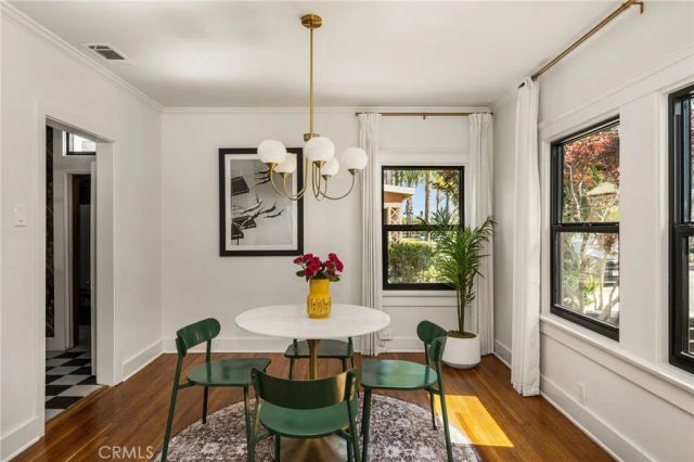 377 Ximeno Avenue, Long Beach, CA 90814