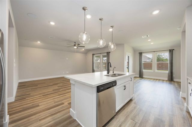 5010 Mesa Cove Drive, Katy, TX 77493