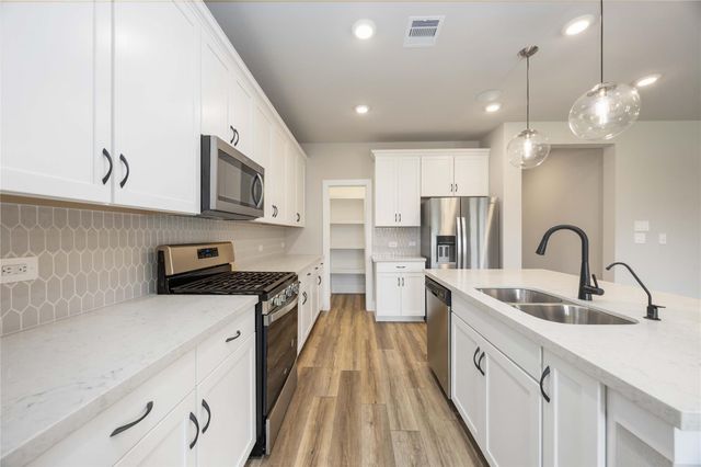 5010 Mesa Cove Drive, Katy, TX 77493