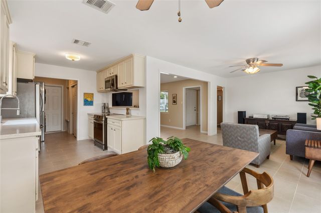 2302 Willowby Drive, Houston, TX 77008