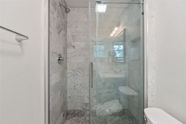 2302 Willowby Drive, Houston, TX 77008