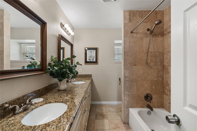 2302 Willowby Drive, Houston, TX 77008