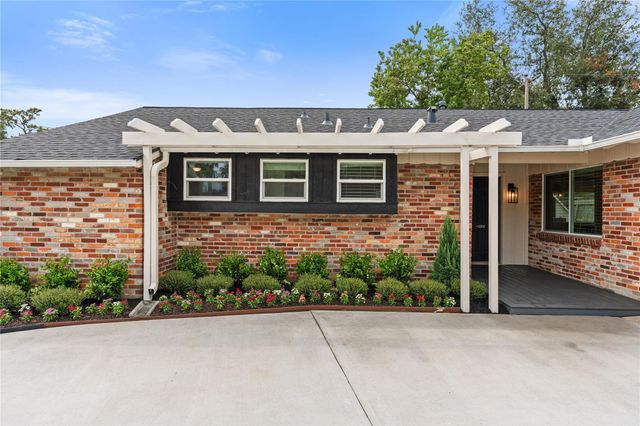 2302 Willowby Drive, Houston, TX 77008