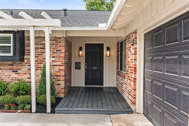 2302 Willowby Drive, Houston, TX 77008