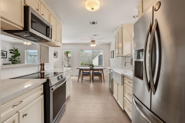 2302 Willowby Drive, Houston, TX 77008