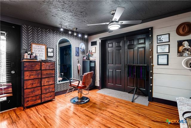 209 S Main Street, Salado, TX 76571