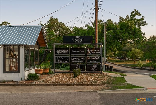 209 S Main Street, Salado, TX 76571