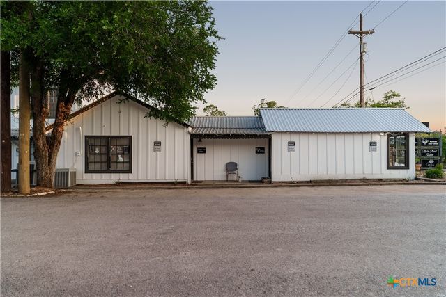 209 S Main Street, Salado, TX 76571