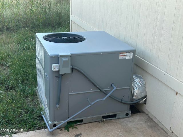 7256 S COLE Lane, Hereford, AZ 85615