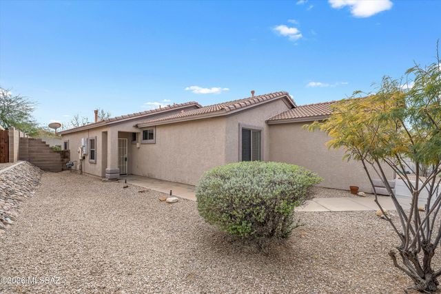 5529 W Crimson Bluff Drive, Marana, AZ 85658