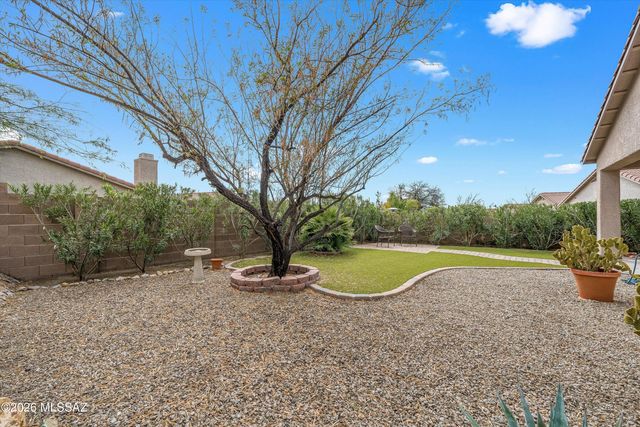 5529 W Crimson Bluff Drive, Marana, AZ 85658