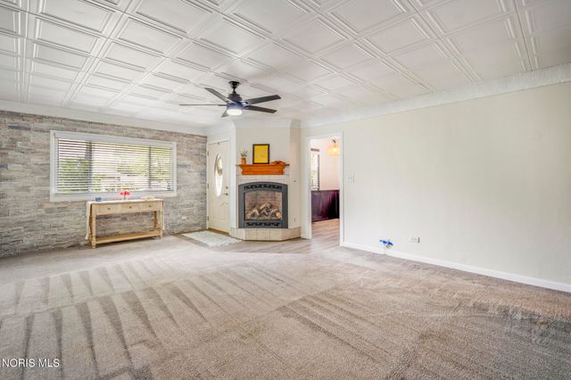 1136 Nela Parkway, Toledo, OH 43615