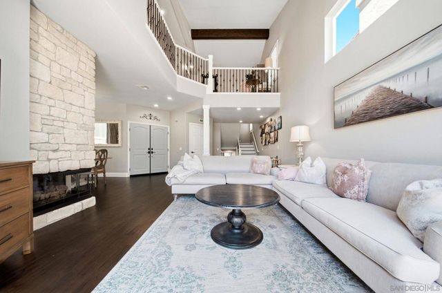 5750 Caminito Empresa, La Jolla, CA 92037