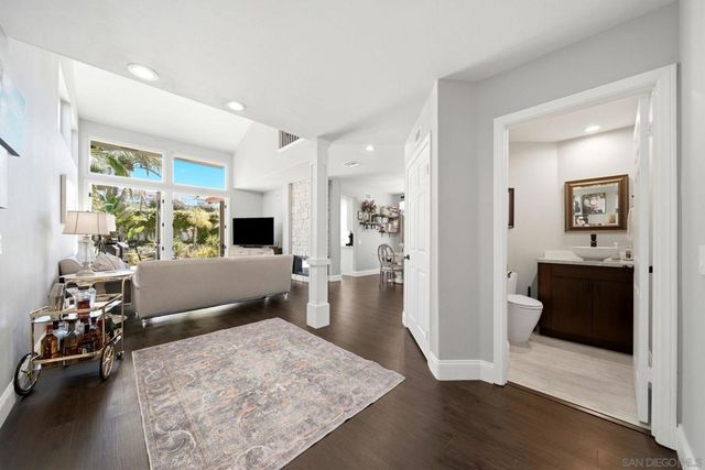 5750 Caminito Empresa, La Jolla, CA 92037