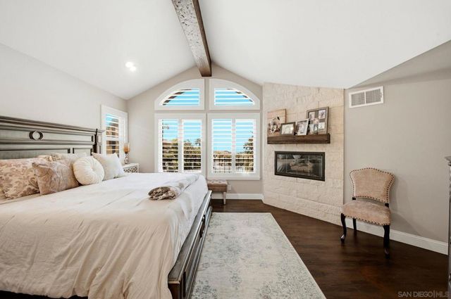 5750 Caminito Empresa, La Jolla, CA 92037