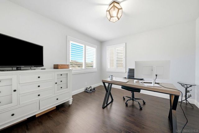 5750 Caminito Empresa, La Jolla, CA 92037
