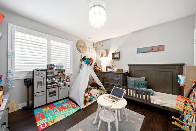 5750 Caminito Empresa, La Jolla, CA 92037