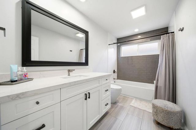 5750 Caminito Empresa, La Jolla, CA 92037