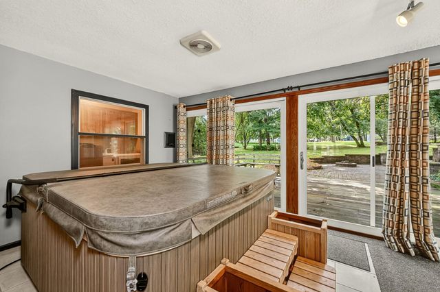 1812 7th Street SW, Rochester, MN 55902