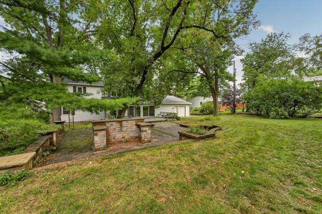1812 7th Street SW, Rochester, MN 55902