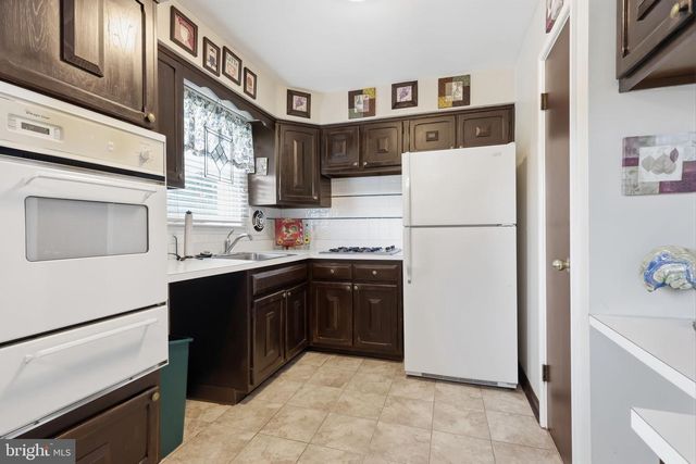 3606 GENESEE PL, Philadelphia, PA 19154