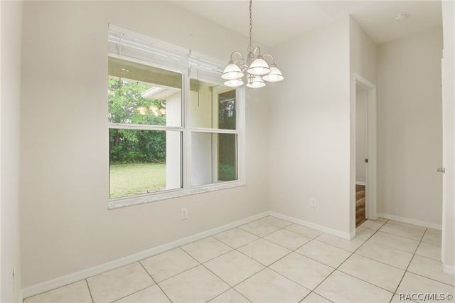 23 Pine Street, Homosassa, FL 34446