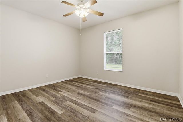 23 Pine Street, Homosassa, FL 34446