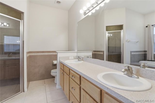 23 Pine Street, Homosassa, FL 34446
