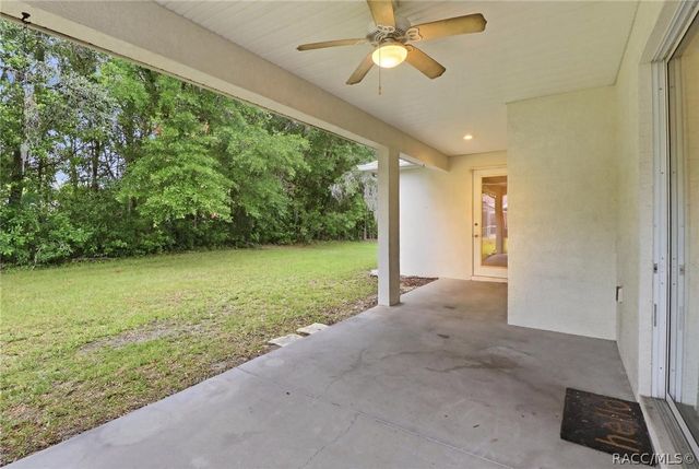 23 Pine Street, Homosassa, FL 34446