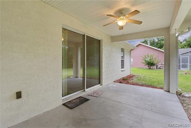 23 Pine Street, Homosassa, FL 34446