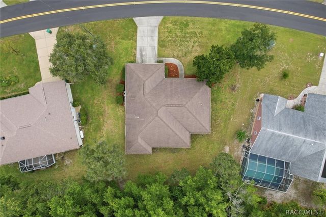 23 Pine Street, Homosassa, FL 34446