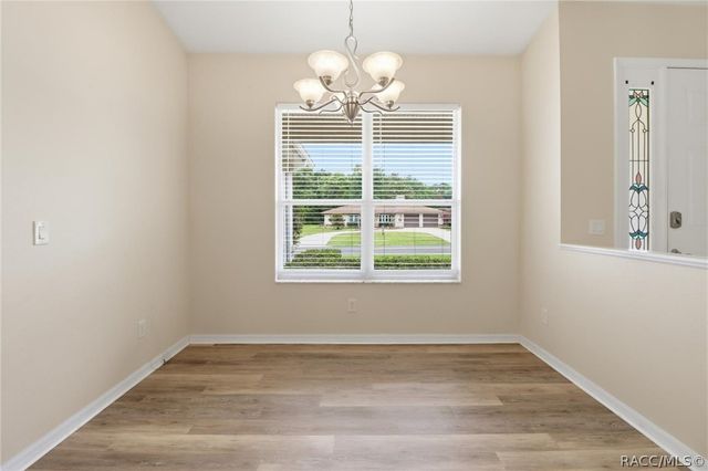 23 Pine Street, Homosassa, FL 34446