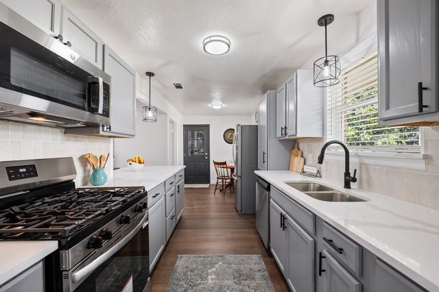 5235 Dazzle Drive, Dallas, TX 75232