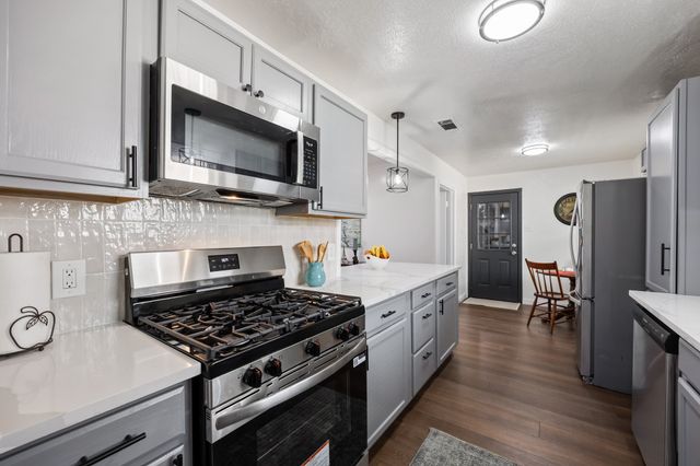5235 Dazzle Drive, Dallas, TX 75232