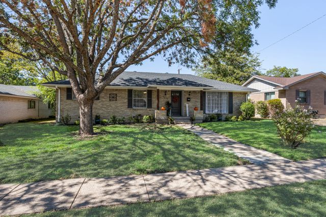 5235 Dazzle Drive, Dallas, TX 75232